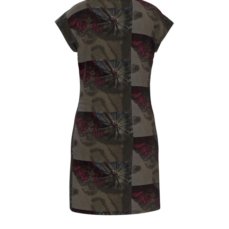 Black Sand Beach Tunic T Shirt